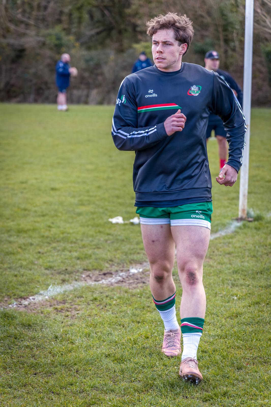 Tom Price completing a sideline warm-up